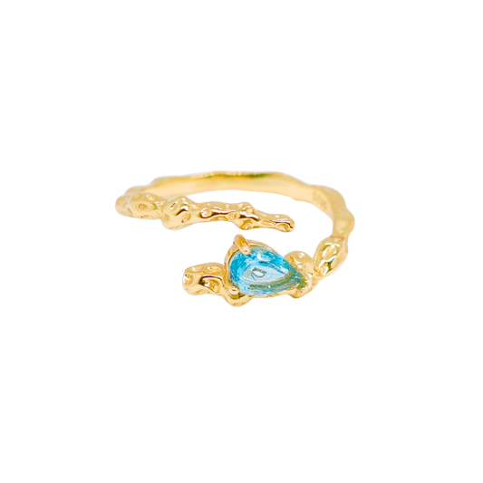 Alluring Topaz Ring