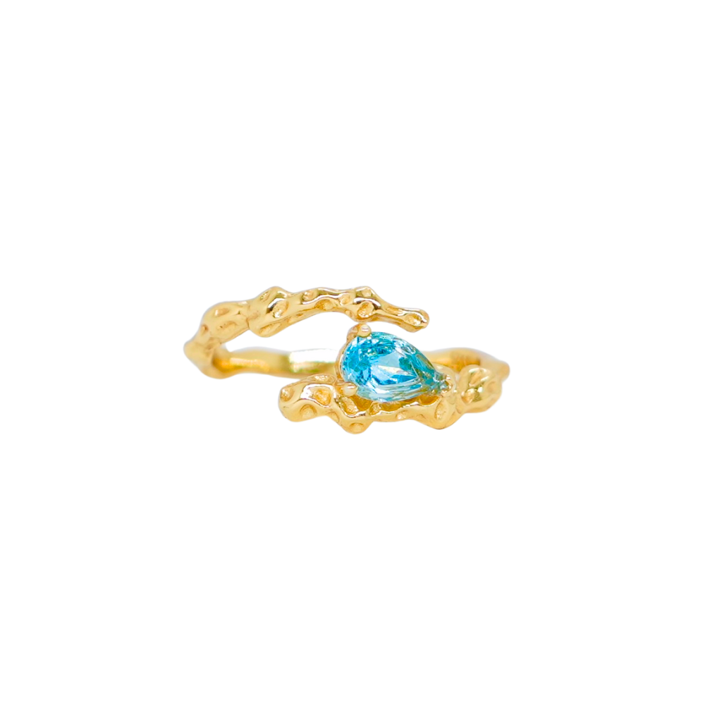 Alluring Topaz Ring