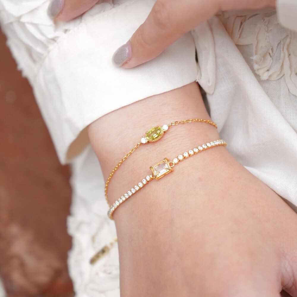 Delicate Peridot Bracelet