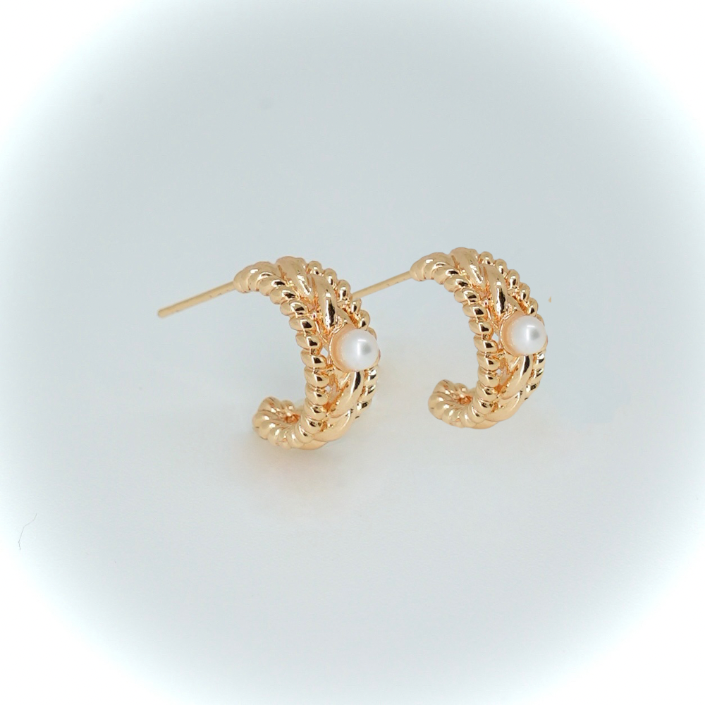 Elara Earrings