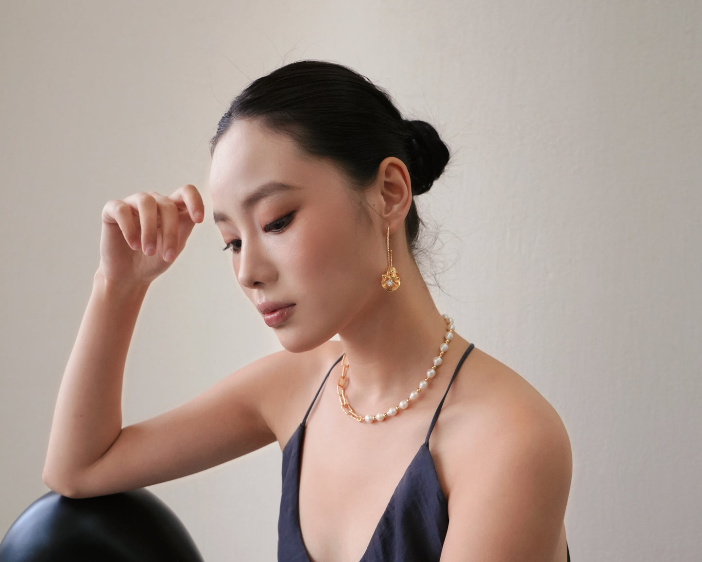 Roan Pearl Necklace